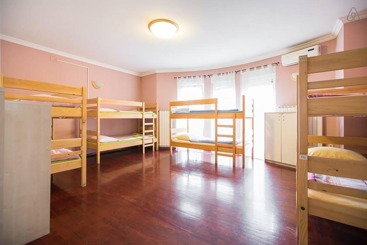 The Wallaby House Hostel ซาเกร็บ ภายนอก รูปภาพ